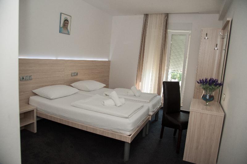 Hotel Glorija Medjugorje Ngoại thất bức ảnh